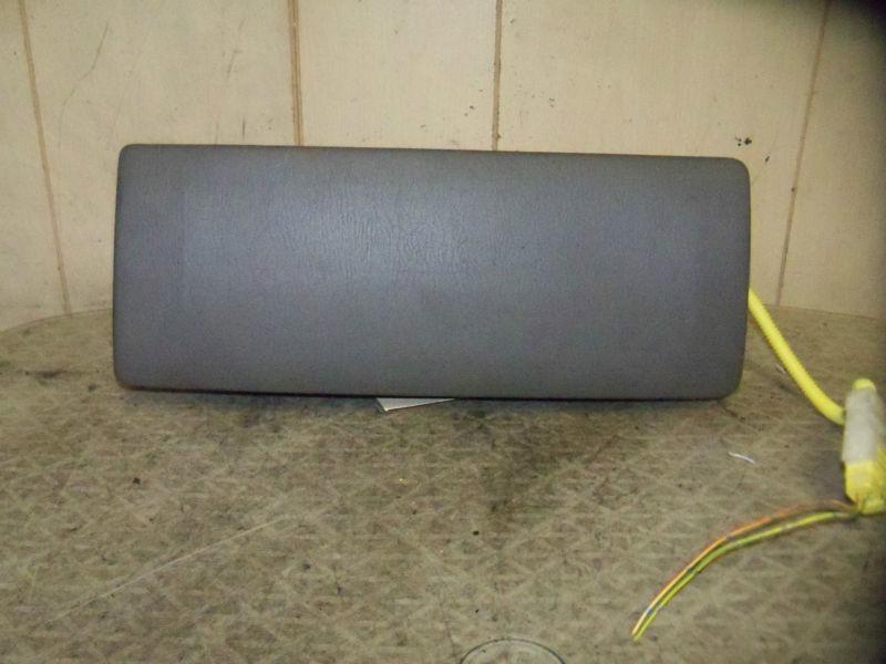 1998-1999 toyota avalon air bag passenger side  oem free s/h