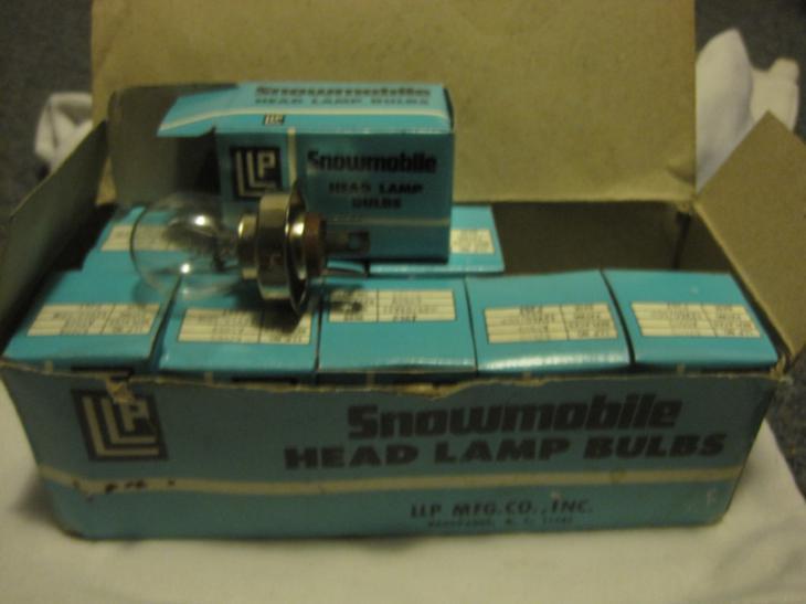 Lot of (9) p36t motorcycle/snowmobile headlight bulb 12v 60/60w a5989 6260s