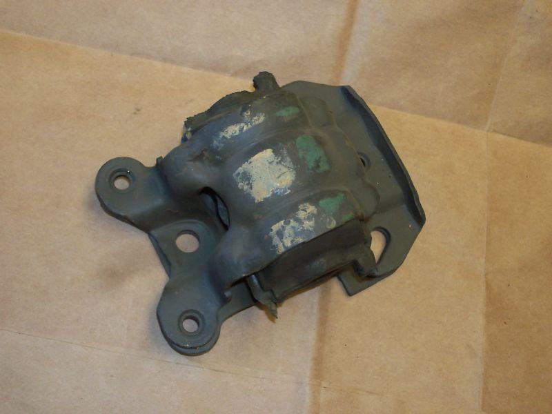 82 87 94 91 chevy gm oem engine mount 4.3l #22188284 c/k r/v s/t el camino etc.