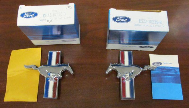 1964 1/2 - 1966 nos mustang front fender running horse emblems
