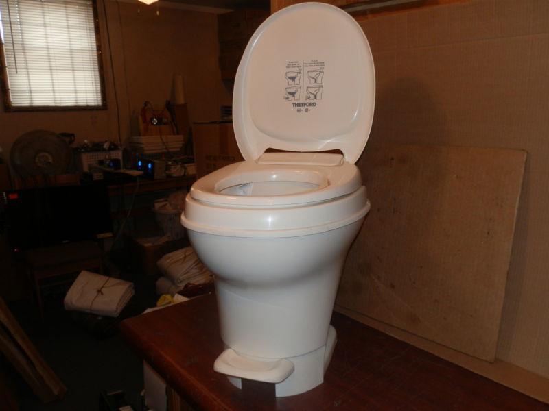 Buy *RV THETFORD TOILET MODEL 31653 in Bronson, Michigan, US, for US 14.98