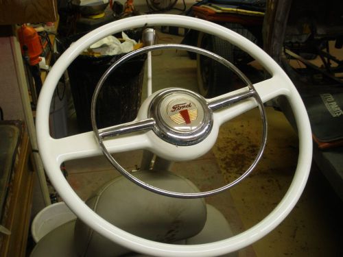 Steering wheel assembly ford