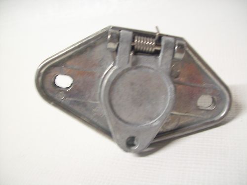 Trucklite light plug 50886-4