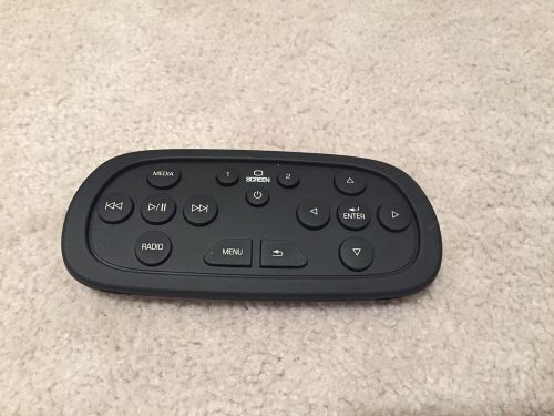 2015-2017 tahoe / yukon dvd remote oem brand new