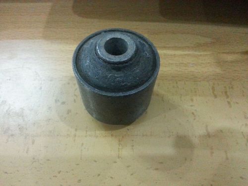 New oem bmw 31121127385 rubber mounting