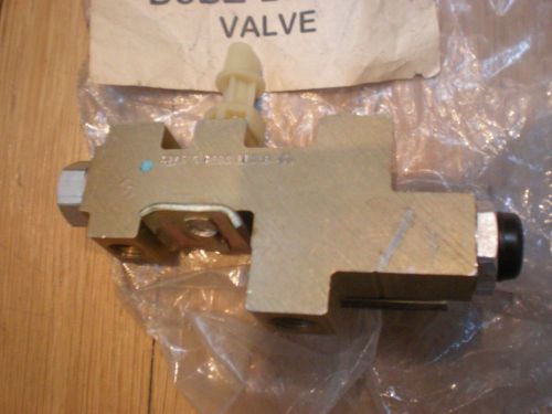 Nos 1976 1977 ford fairmont brake pressure differential valve