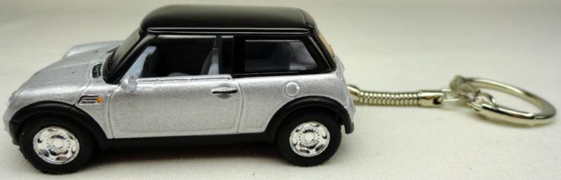 New mini cooper key chain silver with black roof made by kinsmart