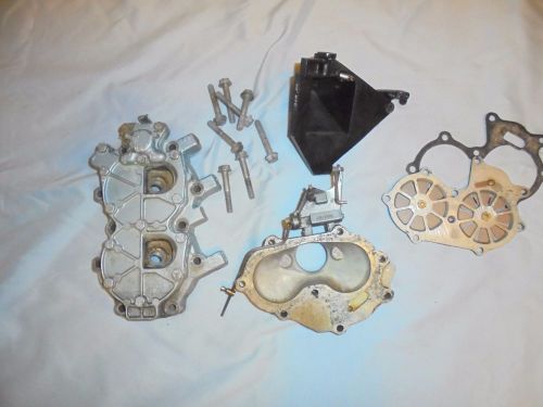 1981 omc 25 hp evinrude outboard motor cylinder head &amp; intake manifold