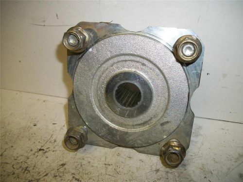 05 alpha sport cobra 90 rear right wheel hub qt