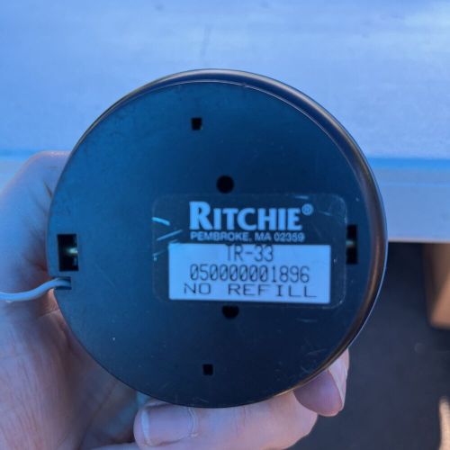 Ritchie voyager tr-33 compass - flush mount - black