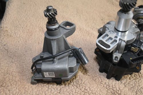 Lot of water pumps, distributers caps engine cooling fan clutch., US $19.50, image 3