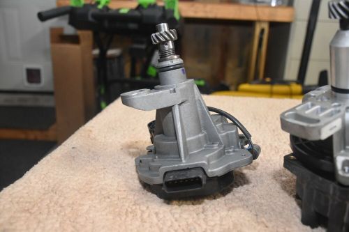 Lot of water pumps, distributers caps engine cooling fan clutch., US $19.50, image 5