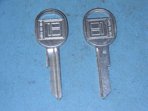 Lot of 4 - b  new gm  door trunk "d"  key blank  96