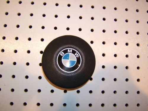 BMW E30 3 Series 86-90 325i E Steering wheel horn Round OEM 1 Switch/ BMW logo, US $55.00, image 2