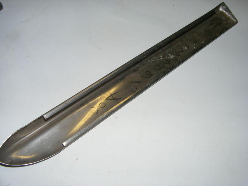 1949 50 FORD PASSENGER DELUXE FRONT FENDER MOULDING RH NOS 8A-16003, US $9.99, image 2