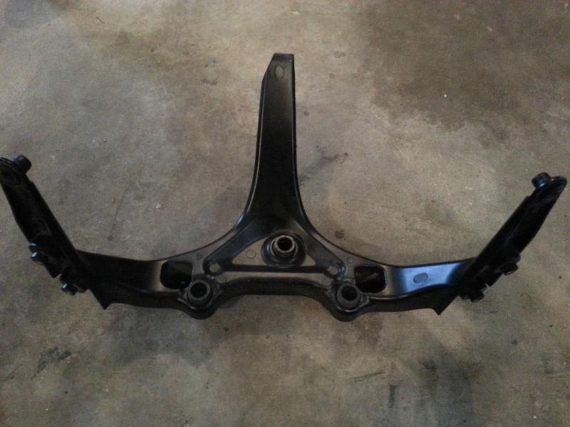 2006 2007 honda cbr 1000rr upper fairing stay bracket gauge mount oem 