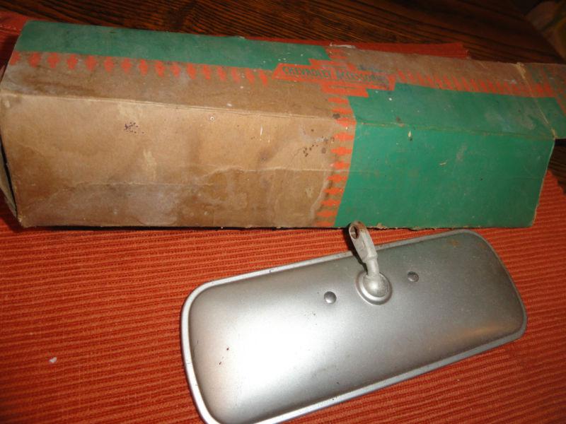 Buy antique vintage rear view mirror chevy in Ravenna, Ohio, US, for US