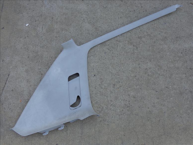C pillar trim 1hm867287b vw jetta 93-99 lh driver light gray