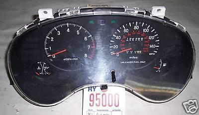 Dodge 97 avenger instrument cluster/gauge mb939368n 1997