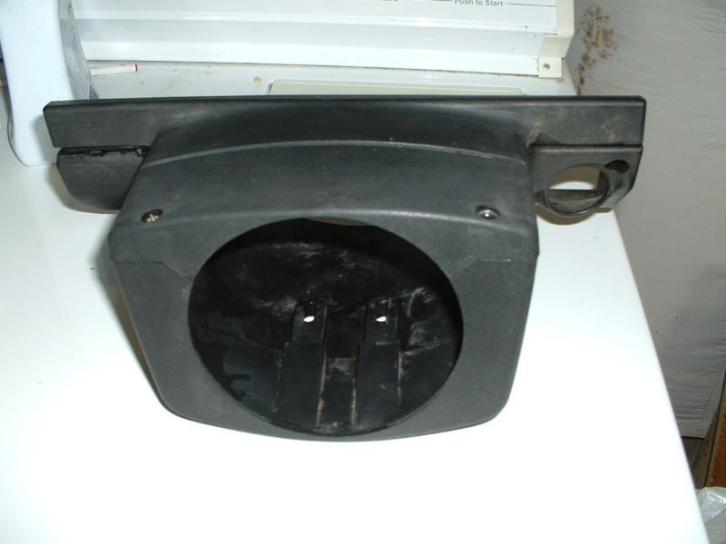 1982 volvo 240 dl steering column surround 242 244 245