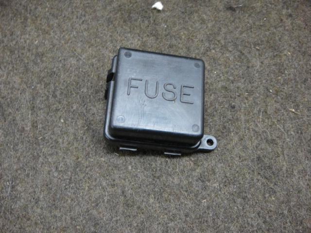 01 2001 suzuki tl1000 tl1000r fuse cover #1919