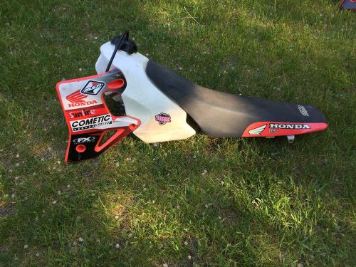 Honda cr80 plastics tank seat cr 80 cr80r  shrouds 96-02 petcock. 98