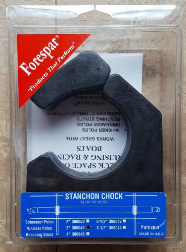 Forespar sailing gear  3" stanchion mounted pole chock