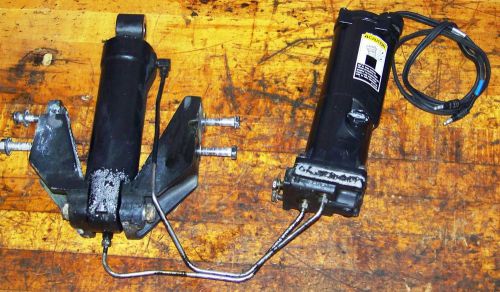 Force 70 hp, 1993, tilt &amp; trim system