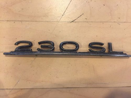 Mercedes w113 230sl 250sl 280sl trunk emblem chrome original