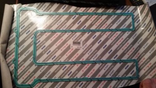Alfa romeo valve cover gasket, oem new nr