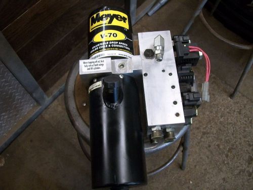 Meyer v70 15092 v plow pump new/old stock never used