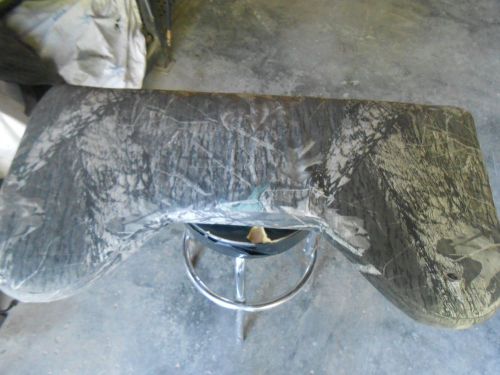 Atv logic deluxe padded seat rack base for dog