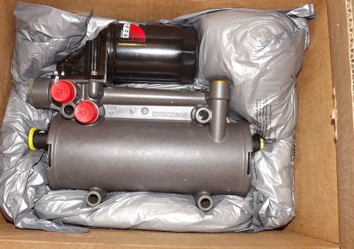 Mercury-mercruiser 8m0092405 oil cooler module   *new in box*