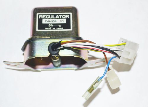 Voltage regulator challenger colt arrow ford courier mazda 618 808 1600 glc