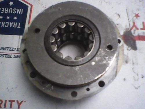 Johnson    115hp engine  crank   bearing  retainer  housing  140hp