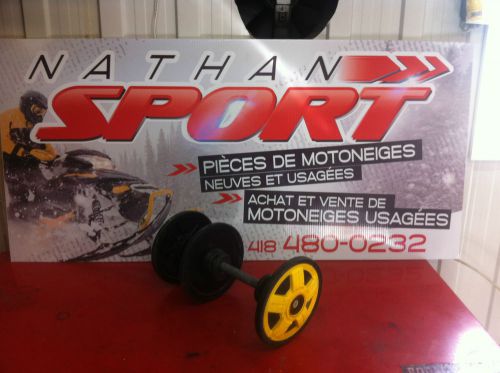 Skidoo mxz rev xp 180mm rear wheel whit shaft yellow suspension