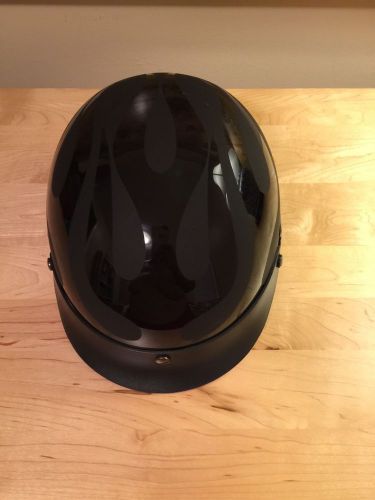 Dot motorcycle black (w/ black design) helmet with protective cover, pre-owned