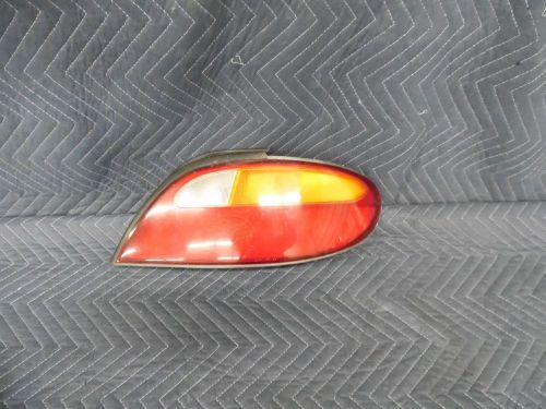 96 97 98 elantra right tail light qtr mtd sdn oem jused