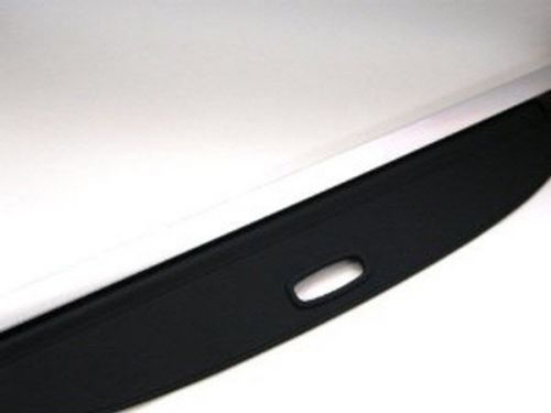 P027 859102s0009p tucson ix  trunk cago screen.