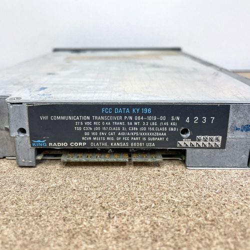 King ky-196 p/n 064-1019-00 vhf com transceiver - as is