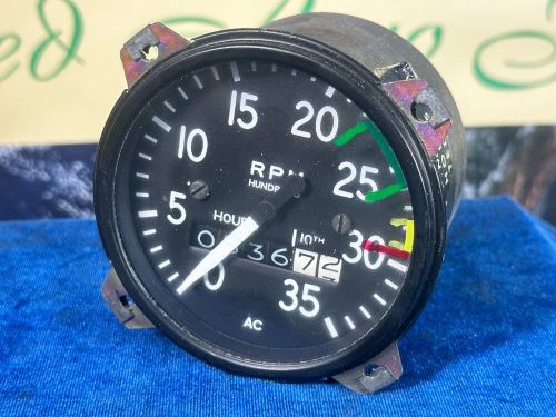 Tachometer model # rt-11 sn- 1443 p/n: at2566