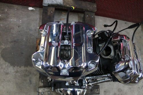 2022 HARLEY ROAD GLIDE M8 107 CI OIL COOLED ENGINE MOTOR RUNS 2017 - 2023 RG36, US $1,699.99, image 2