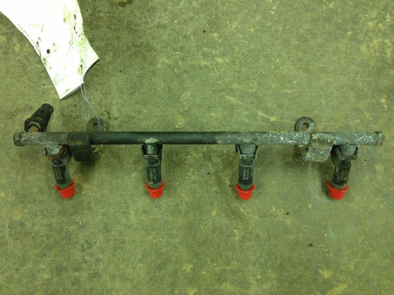 2005 Dodge Neon Fuel Rail With Injectors 2.2, US $50.00, image 3