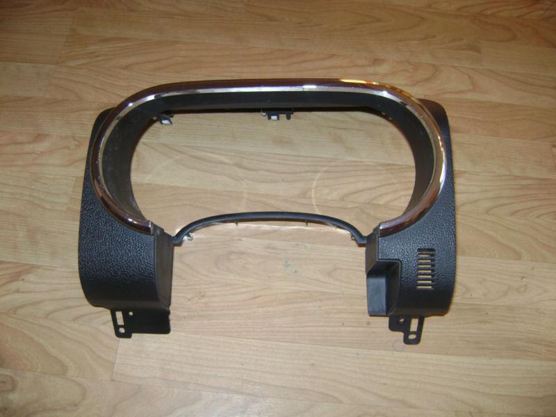 Find 20062010 FORD EXPLORER SPEEDOMETER DASH TRIM BEZEL OEM in Clinton
