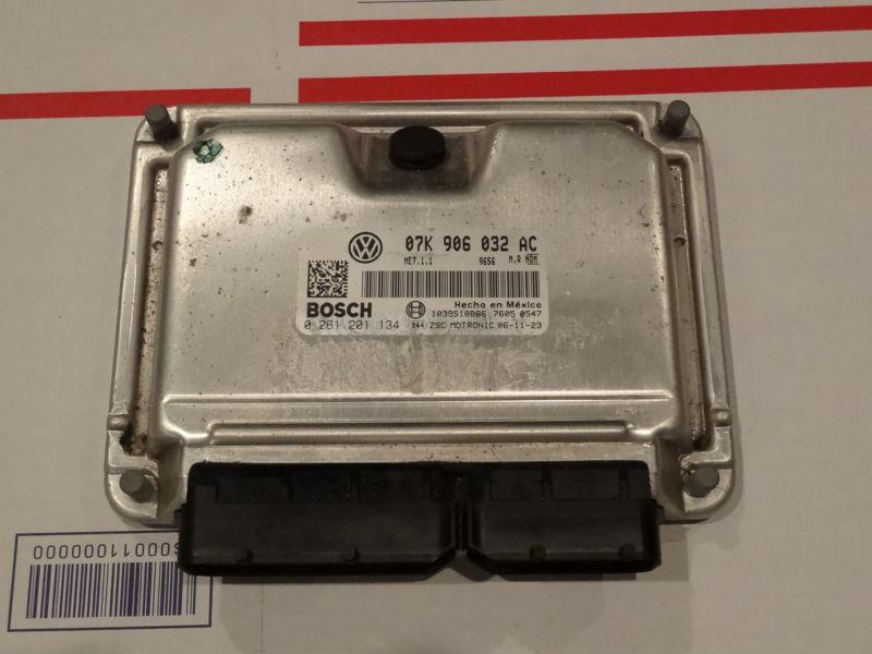 Vw beetle 07 06  2.5l ecu/ecm engine computer  07k 906 032 ac