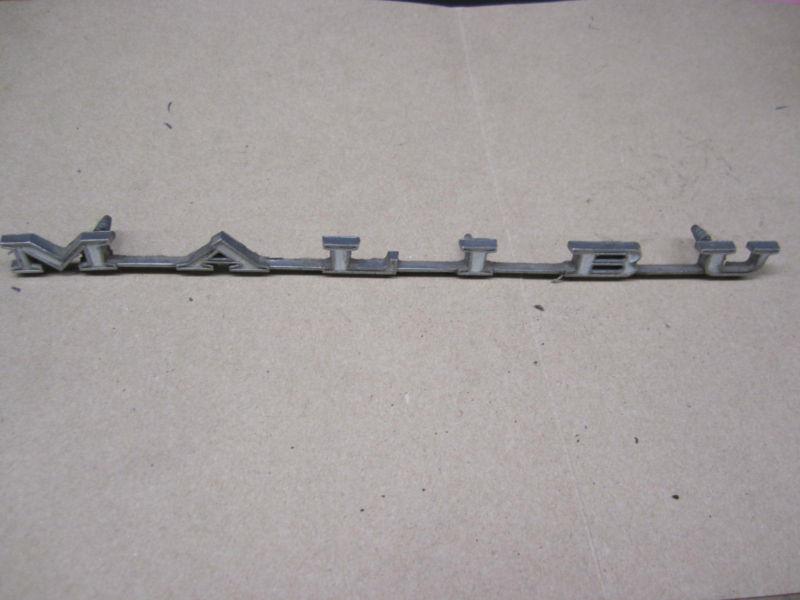 Chevy chevrolet malibu emblem ornament " malibu "  chrome / white accent