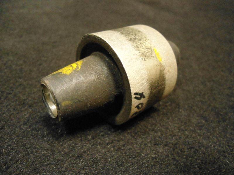 Mercury #75304 lower rubber mount 1976-80/82-97 30-70hp mariner outboard boat#2