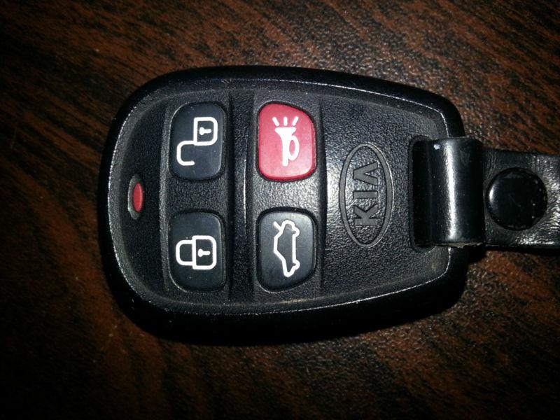 Oem kia remote keyless entry key fob osloka-630t