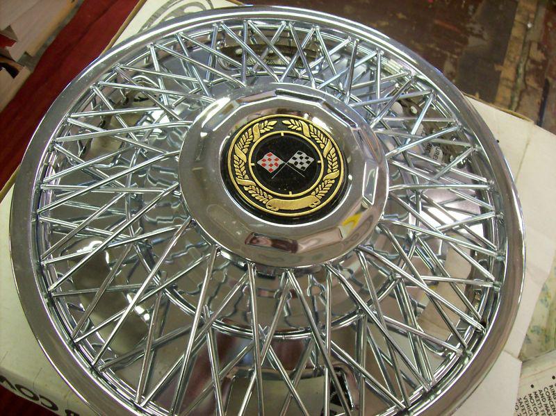 Find CHEVROLET CHEVY 13 INCH WIRE SPOKE WHEEL COVER HUBCAP in Whitman