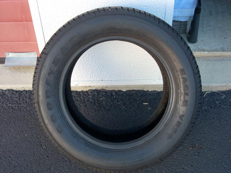 Goodyear gator back p255-50/vr-16 tire